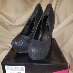 ALBA, Black Mini Glitter, Size 8